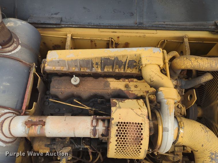 image for item DW5024 1995 Caterpillar 330 excavator