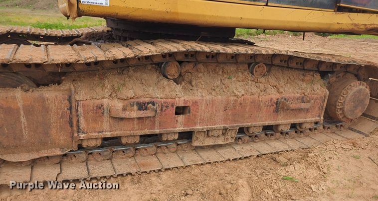 image for item DW5024 1995 Caterpillar 330 excavator