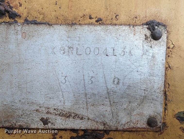 image for item DW5024 1995 Caterpillar 330 excavator