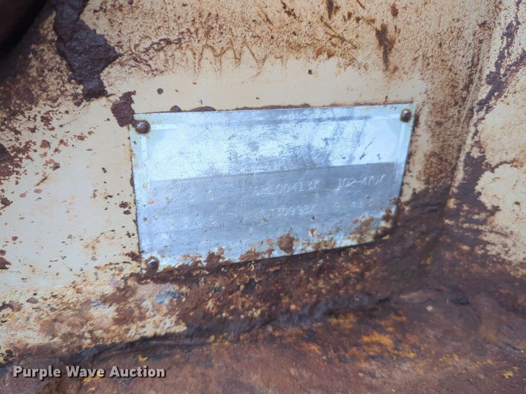 image for item DW5024 1995 Caterpillar 330 excavator