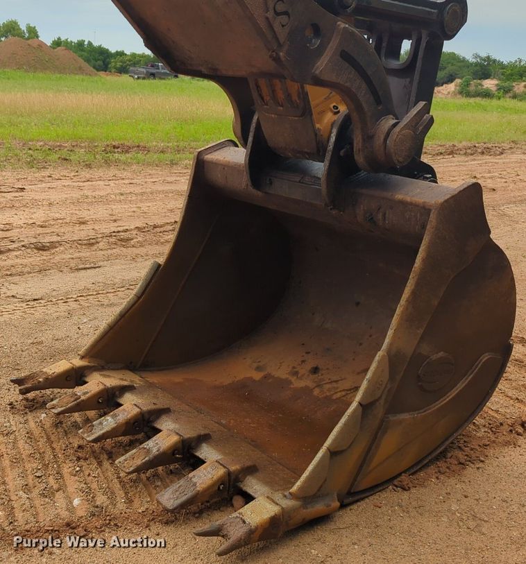 image for item DW5029 2016 Sany SY235C excavator