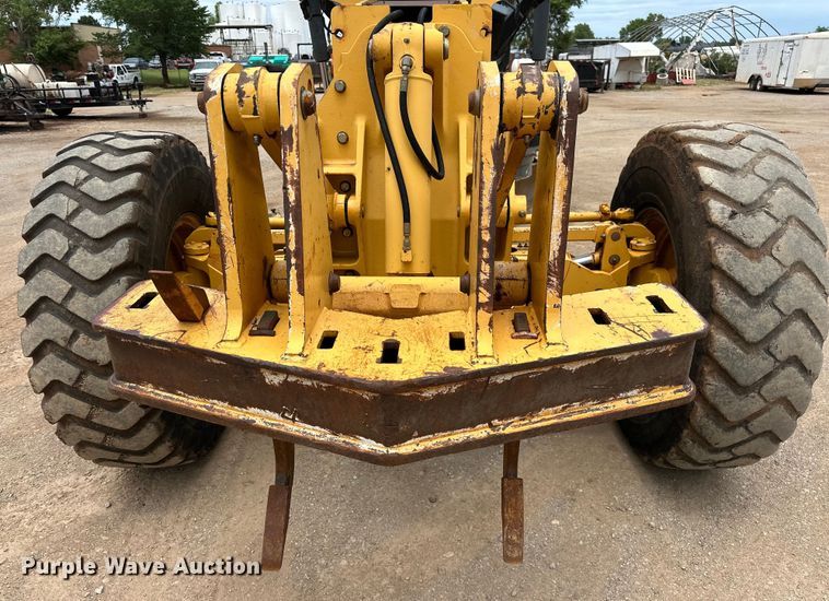 image for item DW5031 2007 John Deere 770D motor grader
