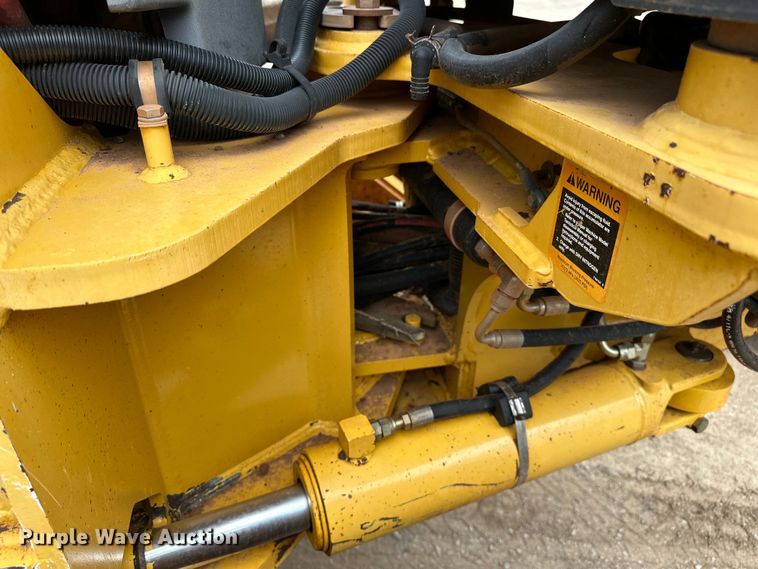 image for item DW5031 2007 John Deere 770D motor grader