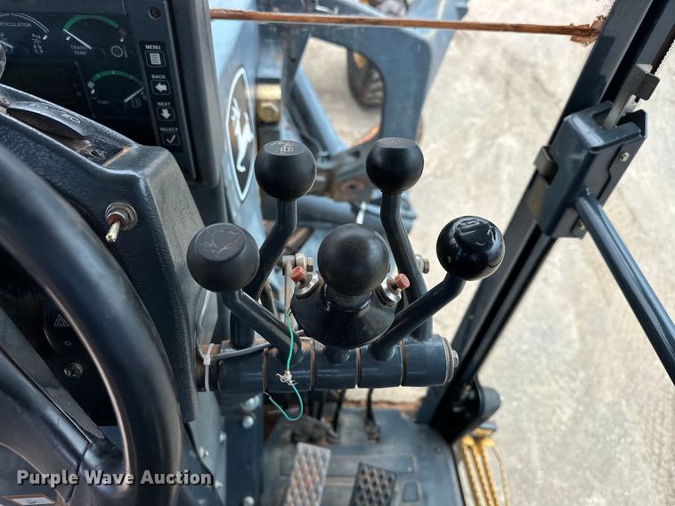 image for item DW5031 2007 John Deere 770D motor grader