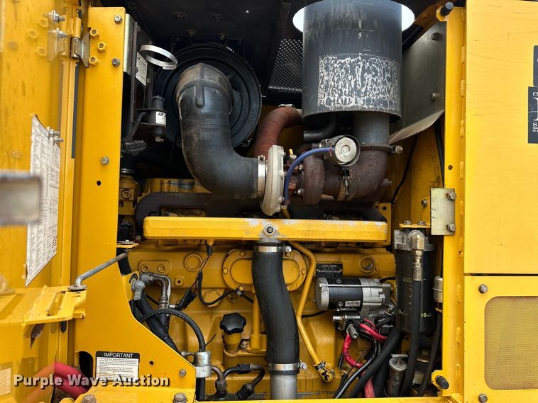 image for item DW5031 2007 John Deere 770D motor grader