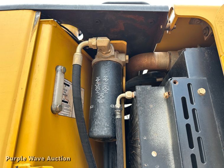 image for item DW5031 2007 John Deere 770D motor grader