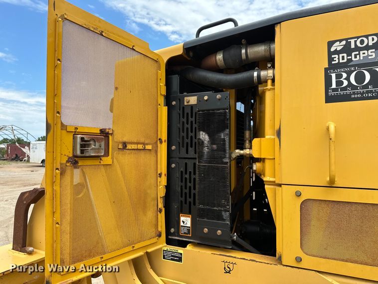 image for item DW5031 2007 John Deere 770D motor grader