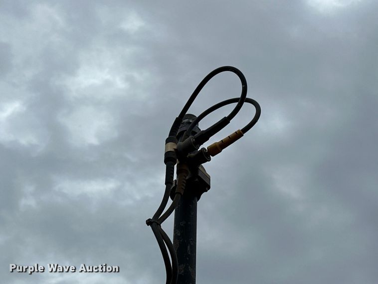 image for item DW5032 2013 John Deere 772GP motor grader