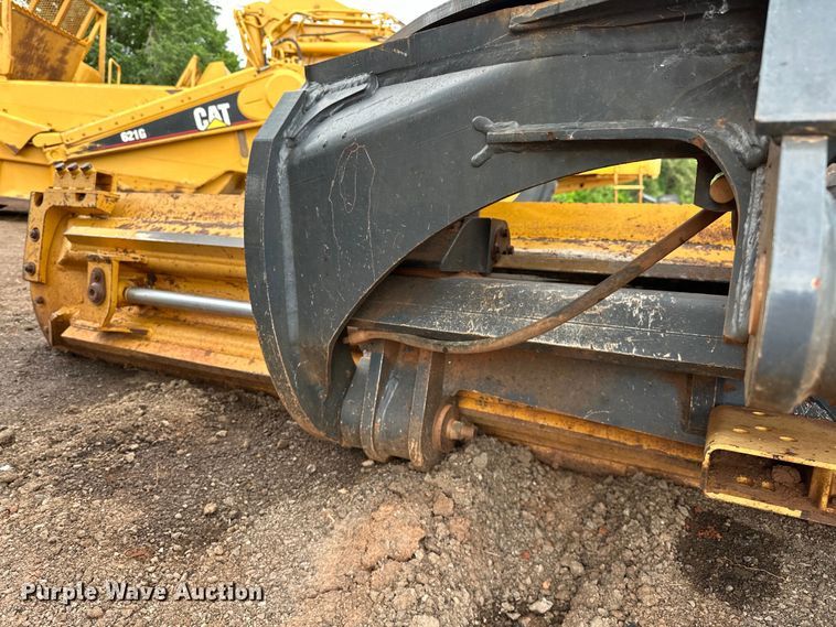 image for item DW5032 2013 John Deere 772GP motor grader