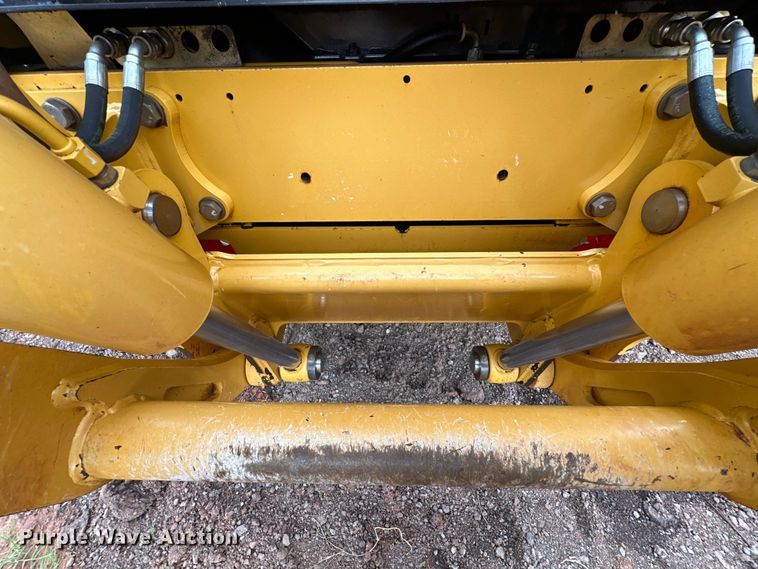 image for item DW5032 2013 John Deere 772GP motor grader