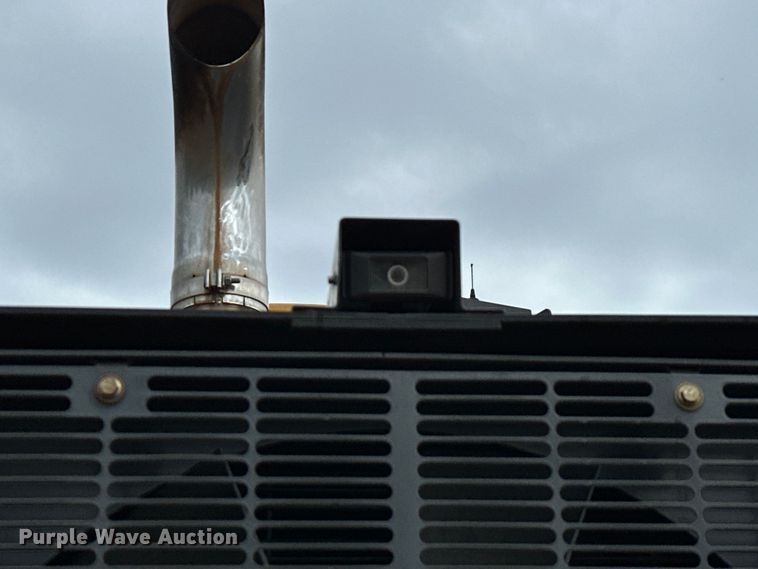 image for item DW5032 2013 John Deere 772GP motor grader