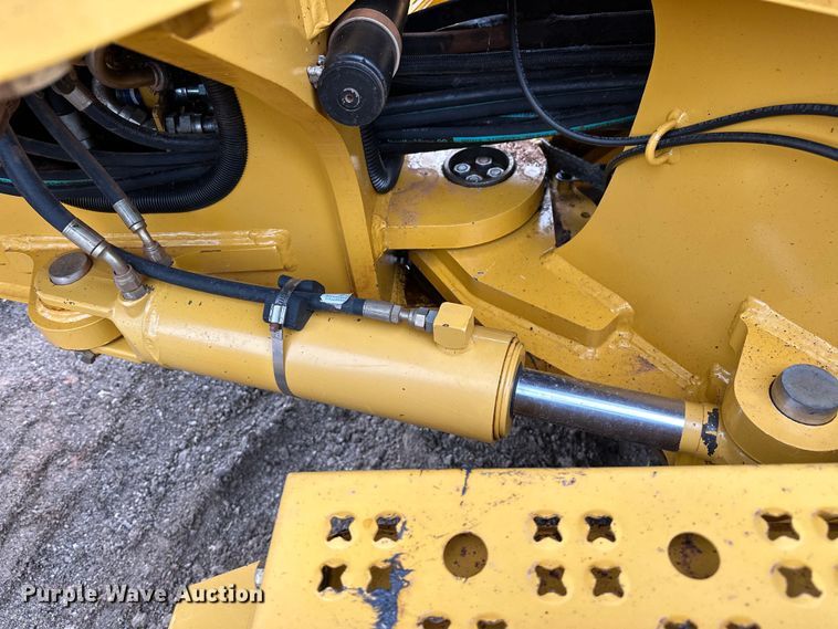 image for item DW5032 2013 John Deere 772GP motor grader