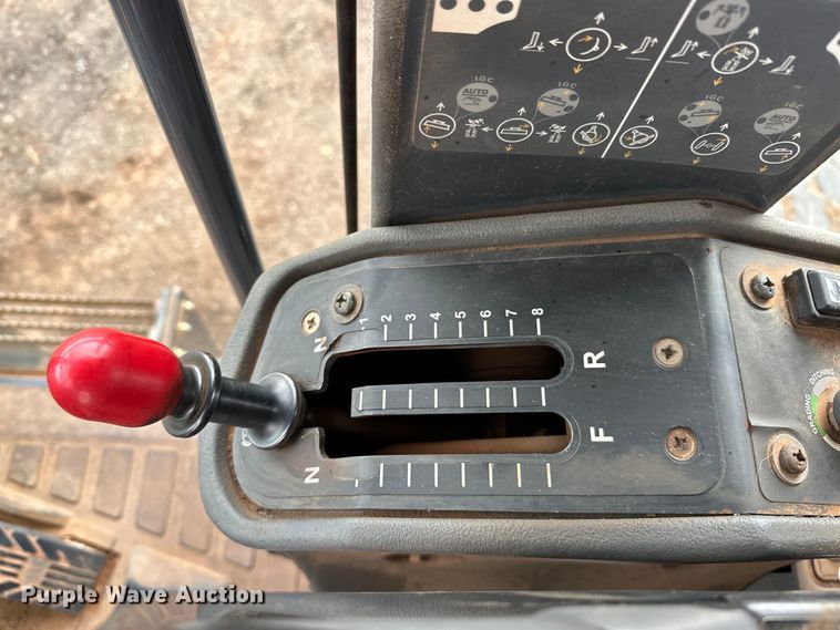 image for item DW5032 2013 John Deere 772GP motor grader