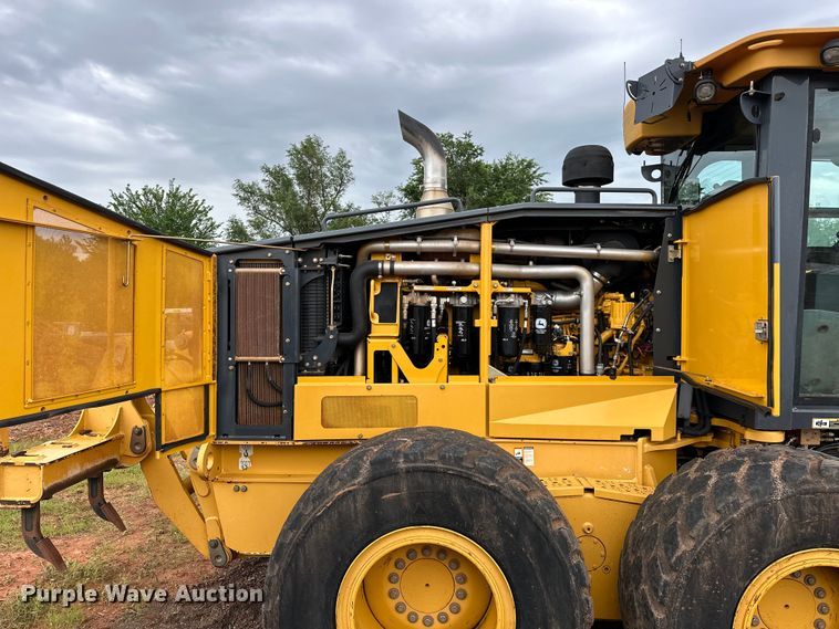 image for item DW5032 2013 John Deere 772GP motor grader