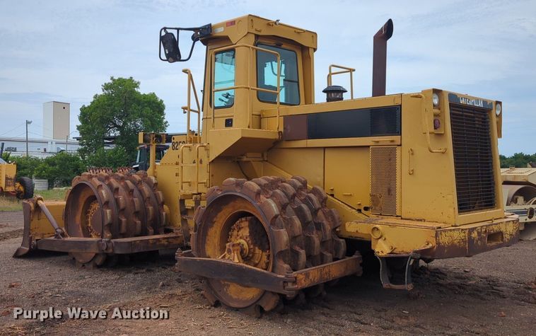 image for item DW5033 1994 Caterpillar 825C soil compactor