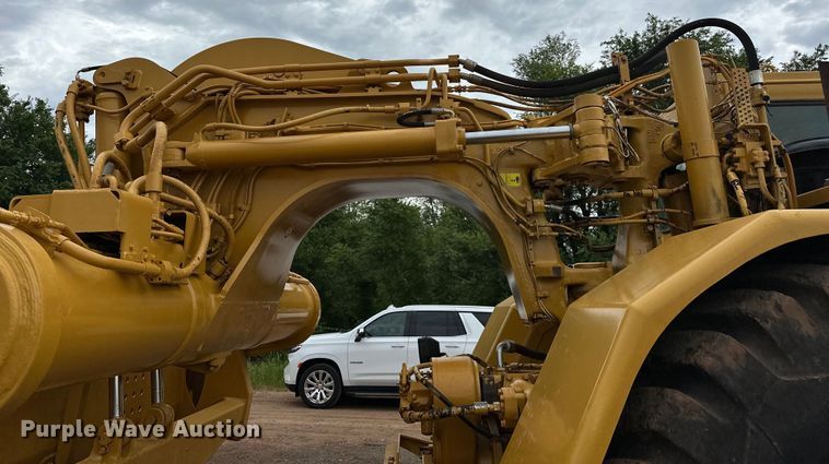 image for item DW5034 2007 Caterpillar 621G conventional scraper 