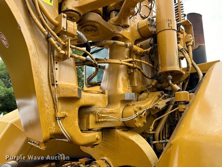 image for item DW5034 2007 Caterpillar 621G conventional scraper 