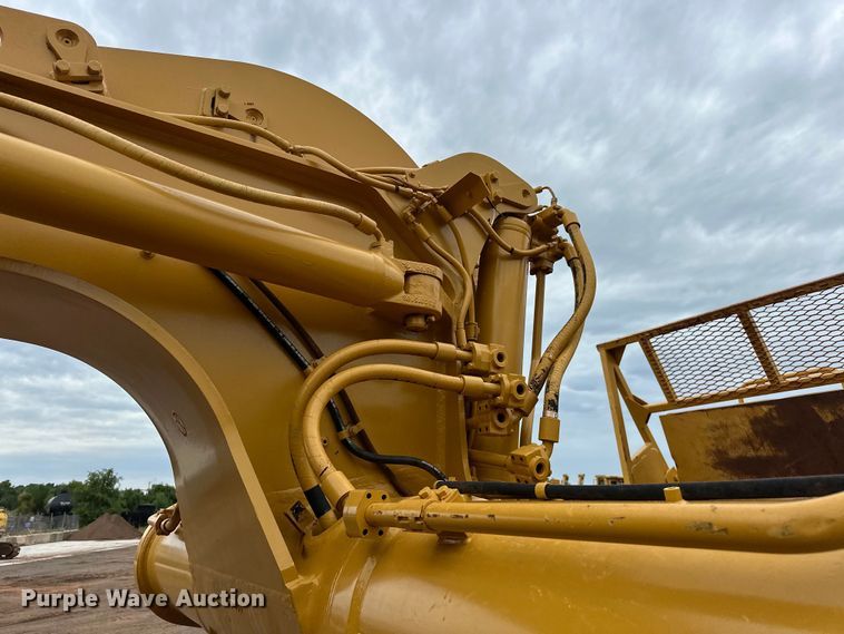 image for item DW5034 2007 Caterpillar 621G conventional scraper 