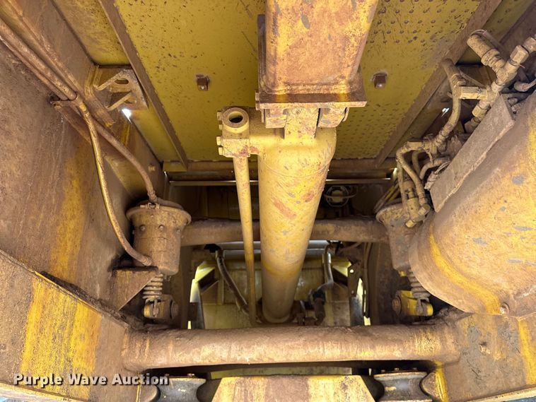 image for item DW5034 2007 Caterpillar 621G conventional scraper 