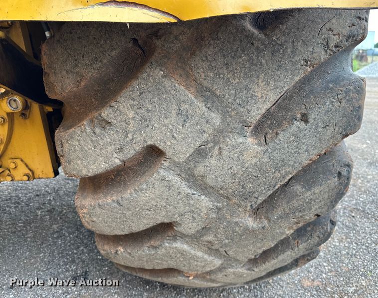 image for item DW5034 2007 Caterpillar 621G conventional scraper 