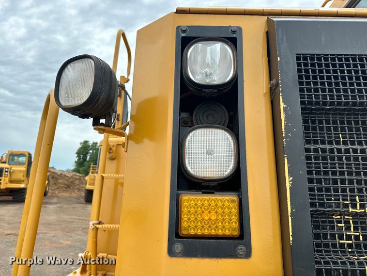 image for item DW5035 2006 Caterpillar 621G conventional scraper 