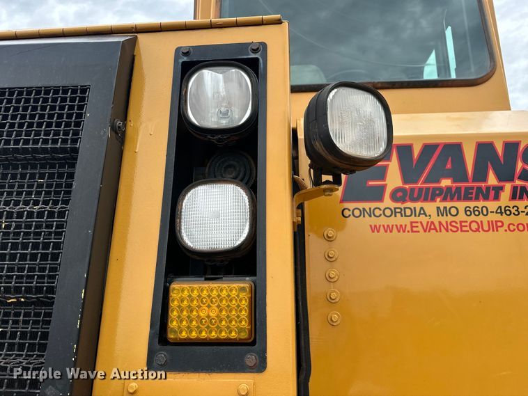 image for item DW5035 2006 Caterpillar 621G conventional scraper 