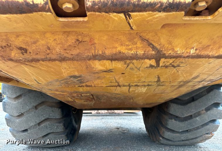 image for item DW5035 2006 Caterpillar 621G conventional scraper 