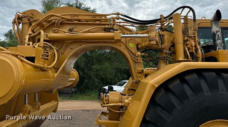 image for item DW5035 2006 Caterpillar 621G conventional scraper 