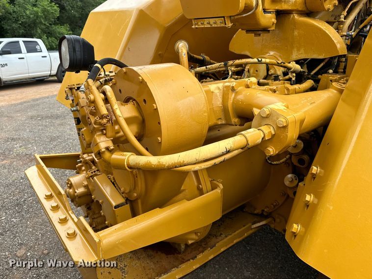 image for item DW5035 2006 Caterpillar 621G conventional scraper 