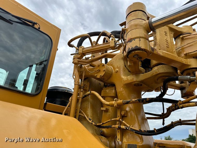 image for item DW5035 2006 Caterpillar 621G conventional scraper 