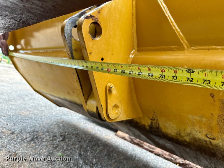 image for item DW5035 2006 Caterpillar 621G conventional scraper 