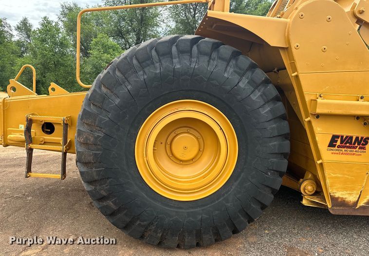 image for item DW5035 2006 Caterpillar 621G conventional scraper 