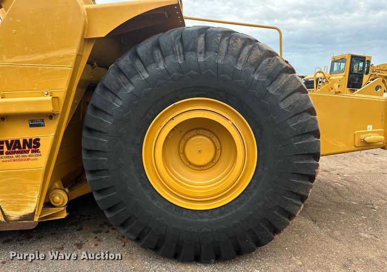 image for item DW5035 2006 Caterpillar 621G conventional scraper 