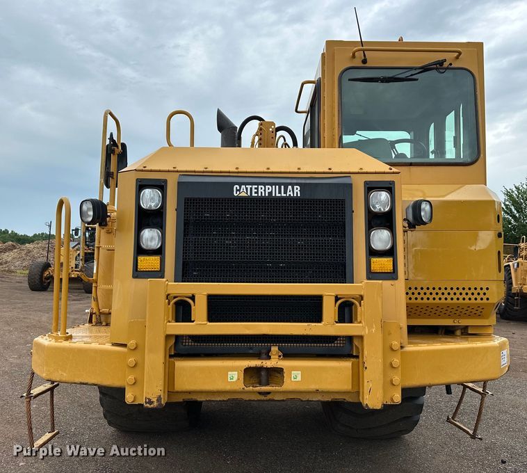 image for item DW5036 2007 Caterpillar 621G conventional scraper 