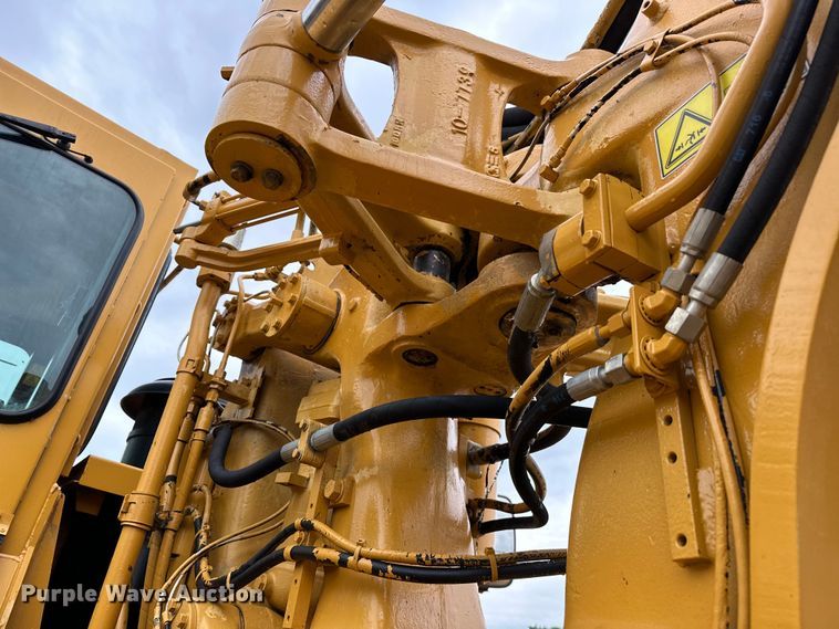 image for item DW5036 2007 Caterpillar 621G conventional scraper 