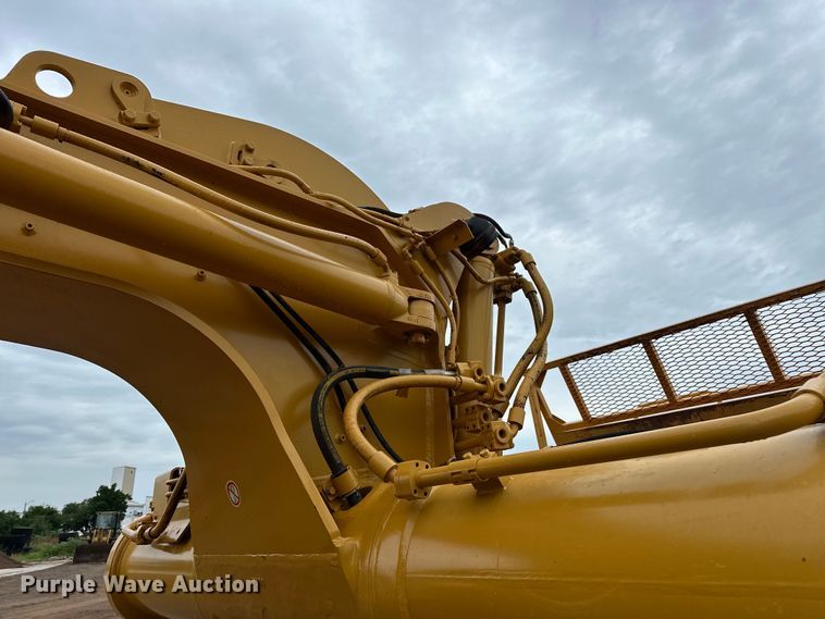 image for item DW5036 2007 Caterpillar 621G conventional scraper 