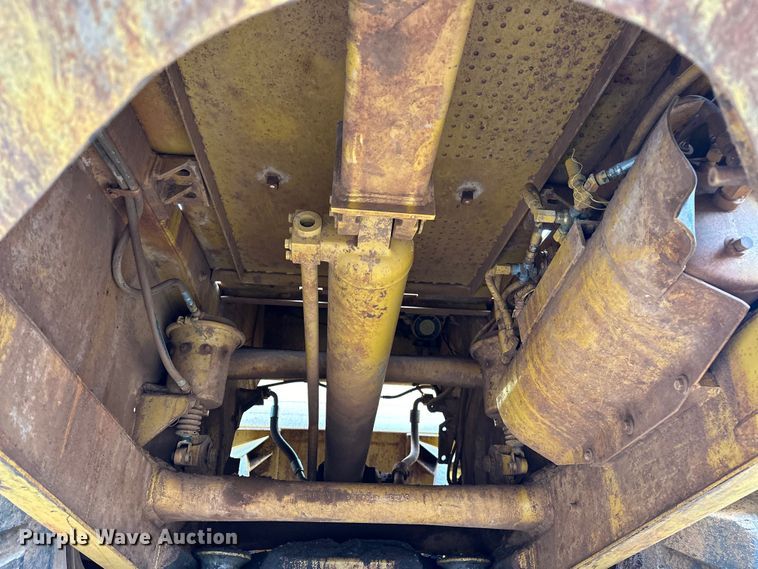 image for item DW5036 2007 Caterpillar 621G conventional scraper 