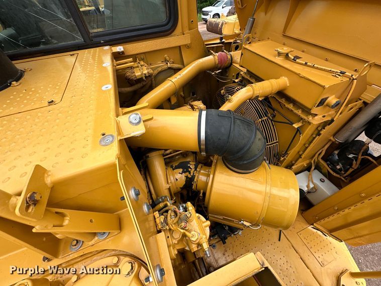 image for item DW5036 2007 Caterpillar 621G conventional scraper 