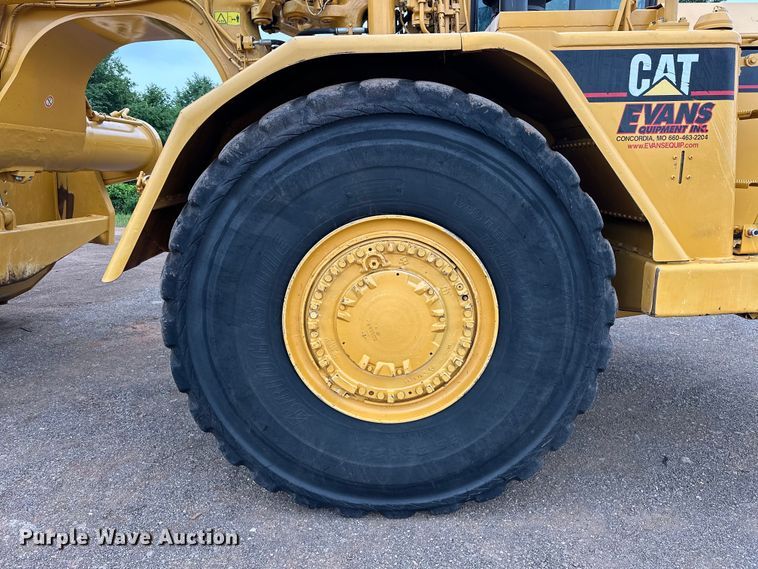 image for item DW5036 2007 Caterpillar 621G conventional scraper 