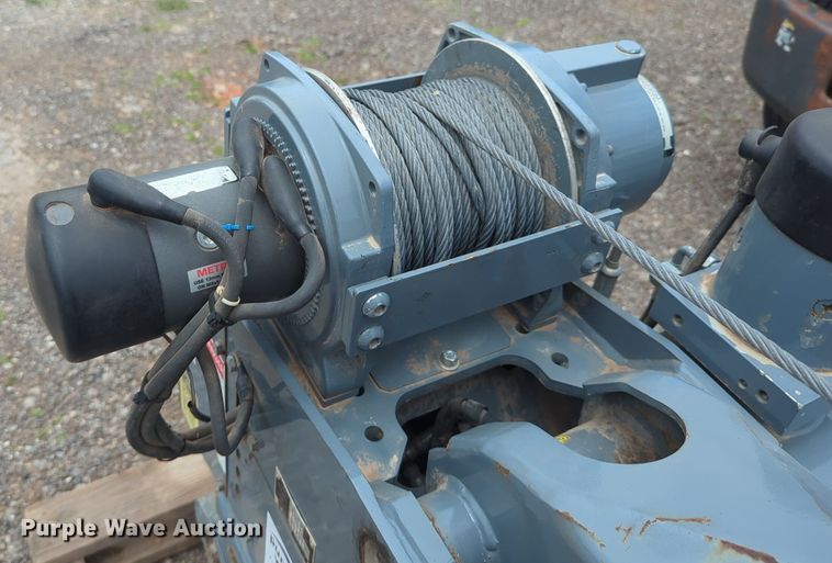 image for item DW5041 Venturo ET25KX crane