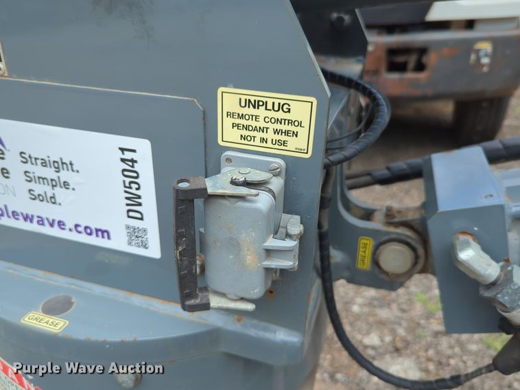 image for item DW5041 Venturo ET25KX crane