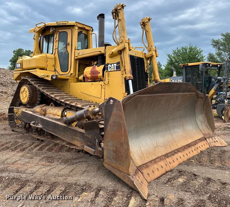 image for item DW5042 1989 Caterpillar  D8N dozer