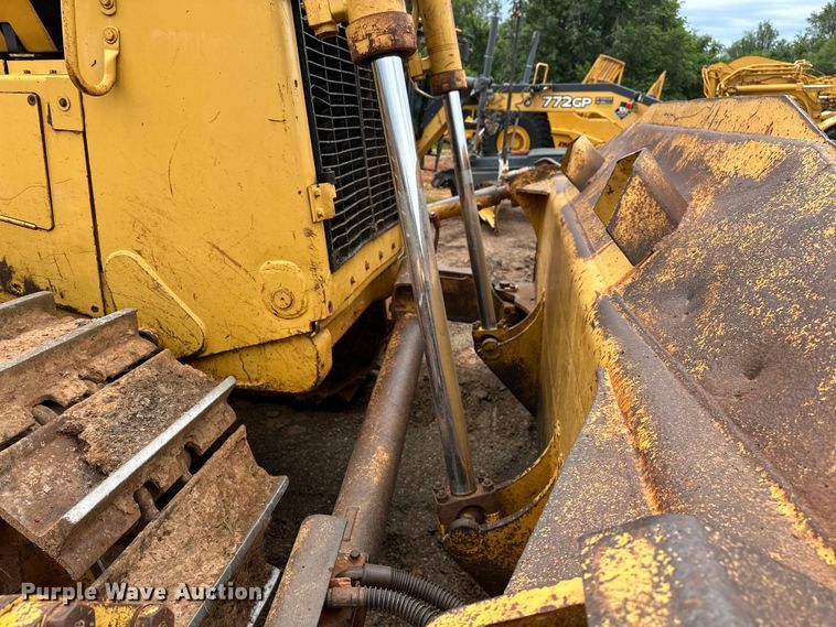 image for item DW5042 1989 Caterpillar  D8N dozer