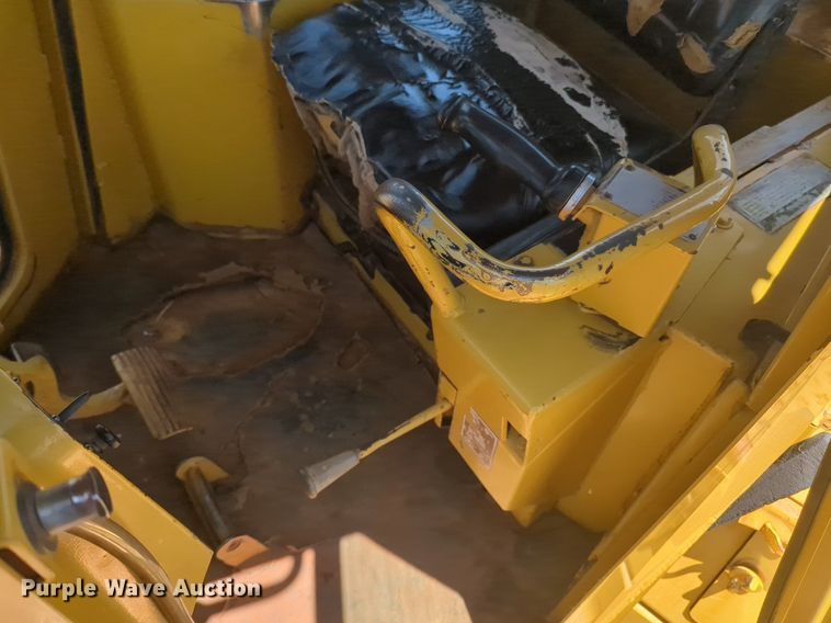 image for item DW5042 1989 Caterpillar  D8N dozer