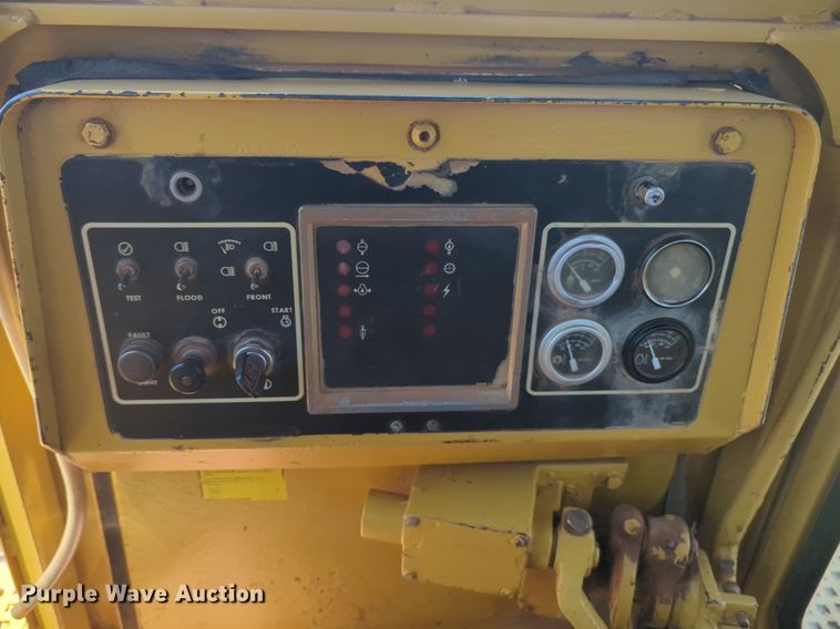 image for item DW5042 1989 Caterpillar  D8N dozer