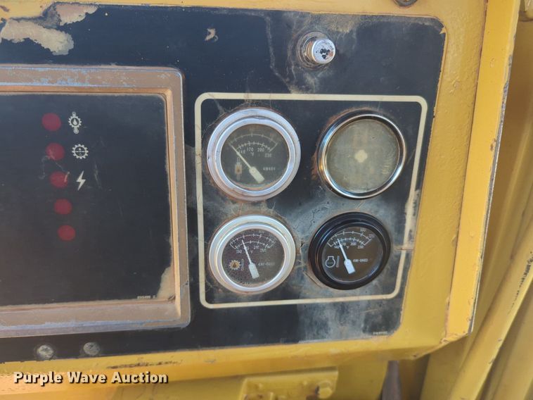 image for item DW5042 1989 Caterpillar  D8N dozer