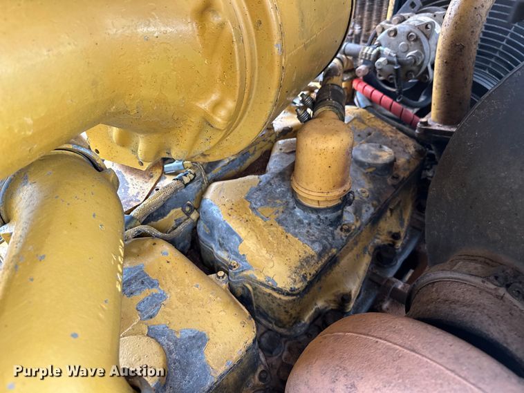 image for item DW5042 1989 Caterpillar  D8N dozer
