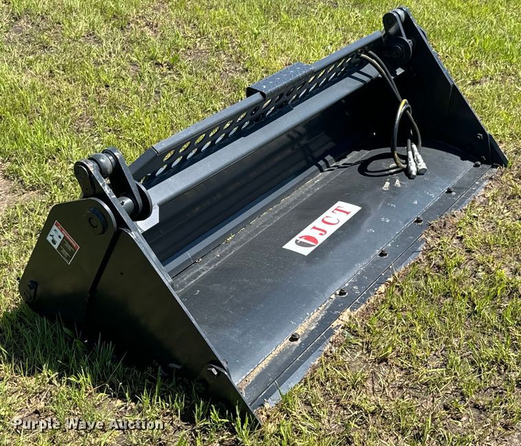 image for item DX0484 JCT skid steer bucket