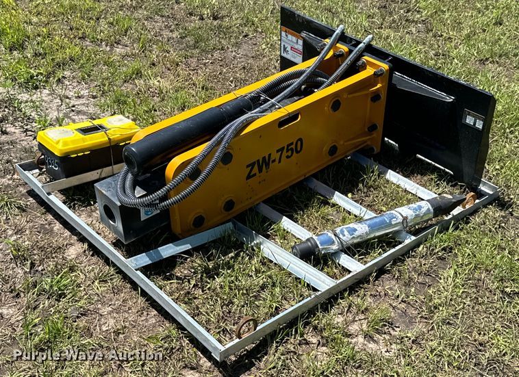 image for item DX0489 2023 Wolverine CB-11-750F skid steer breaker