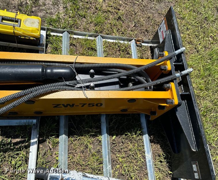 image for item DX0489 2023 Wolverine CB-11-750F skid steer breaker